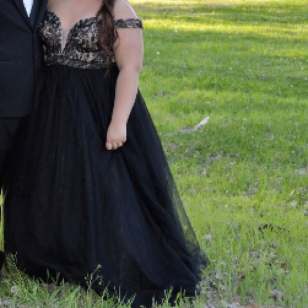 Black Formal Ball Gown Gem